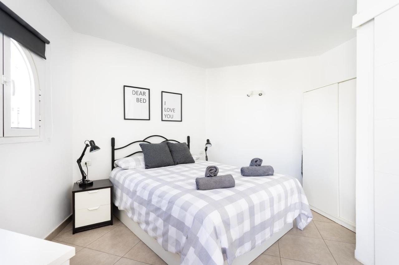 Home2Book Triplex Disco Beach Las Americas, Terrace 아로나 외부 사진