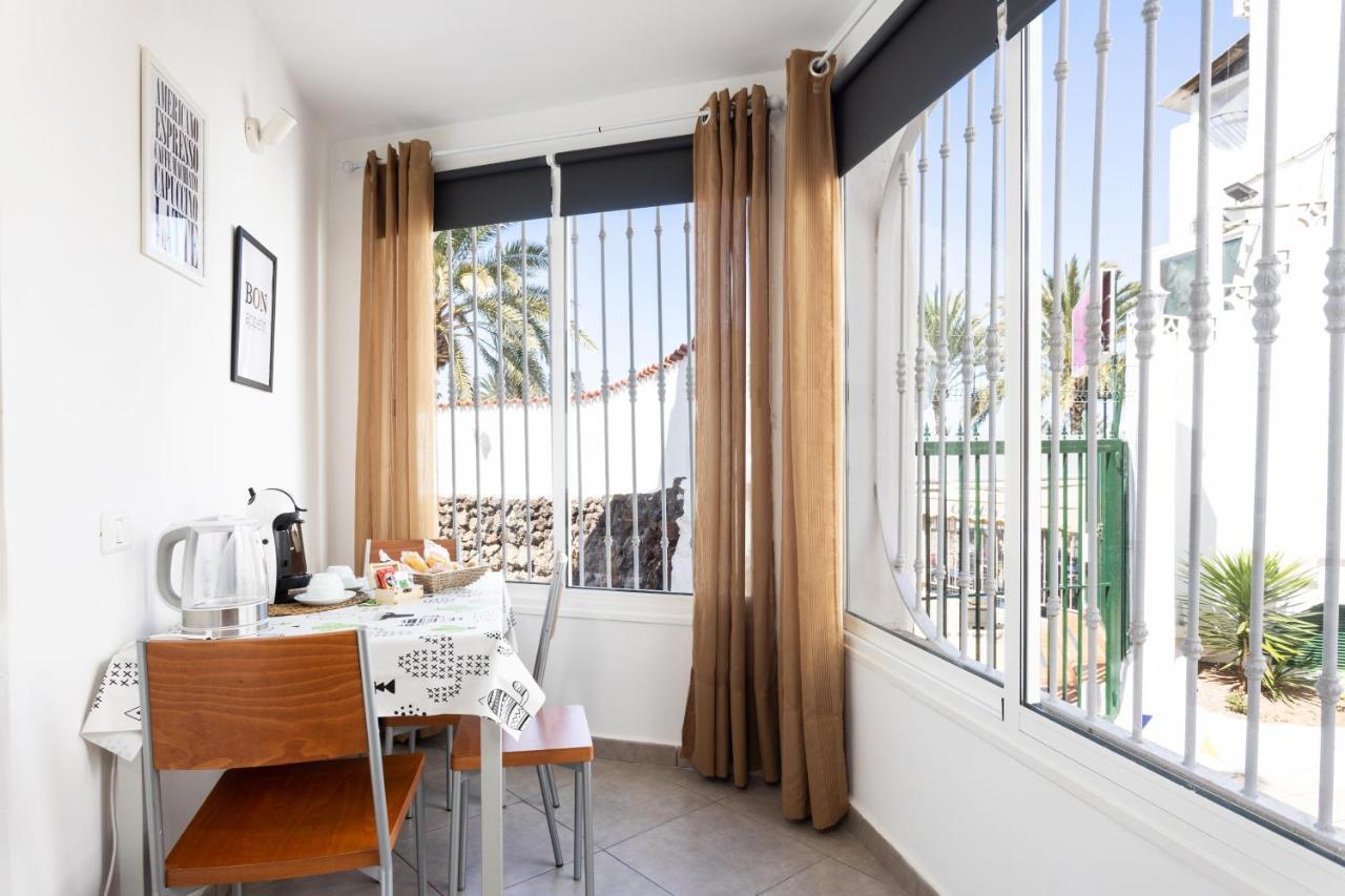 Home2Book Triplex Disco Beach Las Americas, Terrace 아로나 외부 사진
