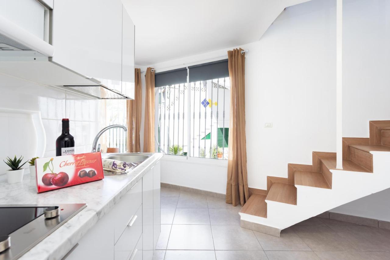 Home2Book Triplex Disco Beach Las Americas, Terrace 아로나 외부 사진