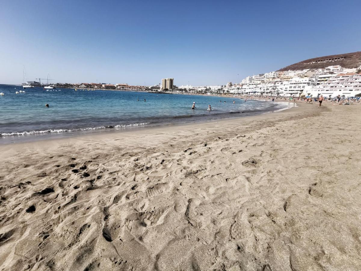 Home2Book Triplex Disco Beach Las Americas, Terrace 아로나 외부 사진