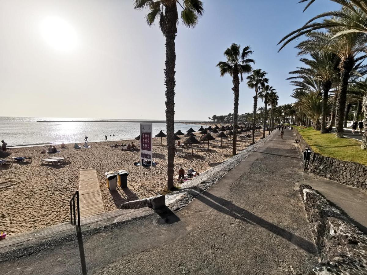 Home2Book Triplex Disco Beach Las Americas, Terrace 아로나 외부 사진